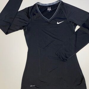Nike Pro v-neck layering shirts
